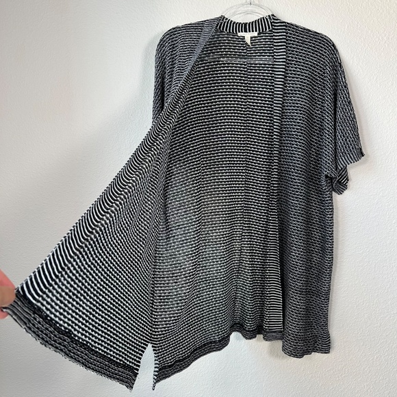 Eileen Fisher size M long Kimono cardigan short sleeve organic linen white black - Picture 6 of 11